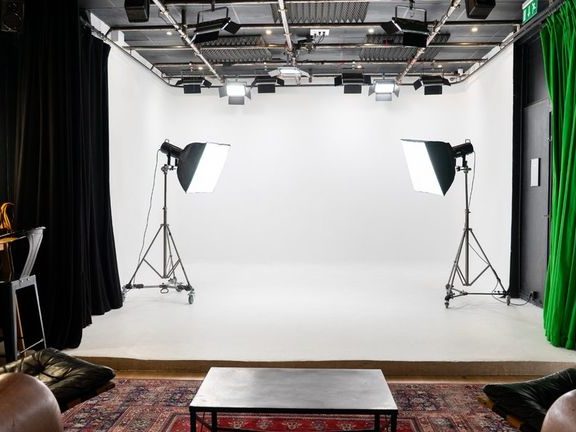 Studios du 8 rue Saint-Fargeau — plateau, photo, podcast